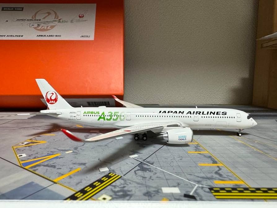 Amazon.co.jp: JC Wings 1 400 JAL 日本航空 A350-900 JA03XJ : おもちゃ